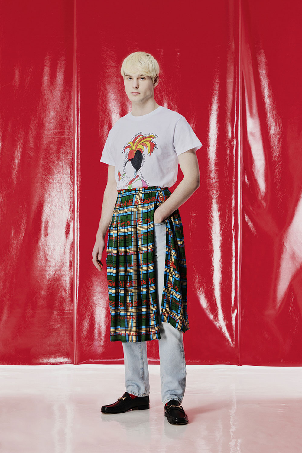 AE-FW23-28