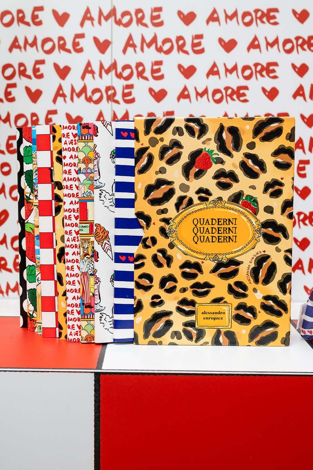 BOX SET — NOTEBOOKS WITH VARIED PRINTS - Image 6