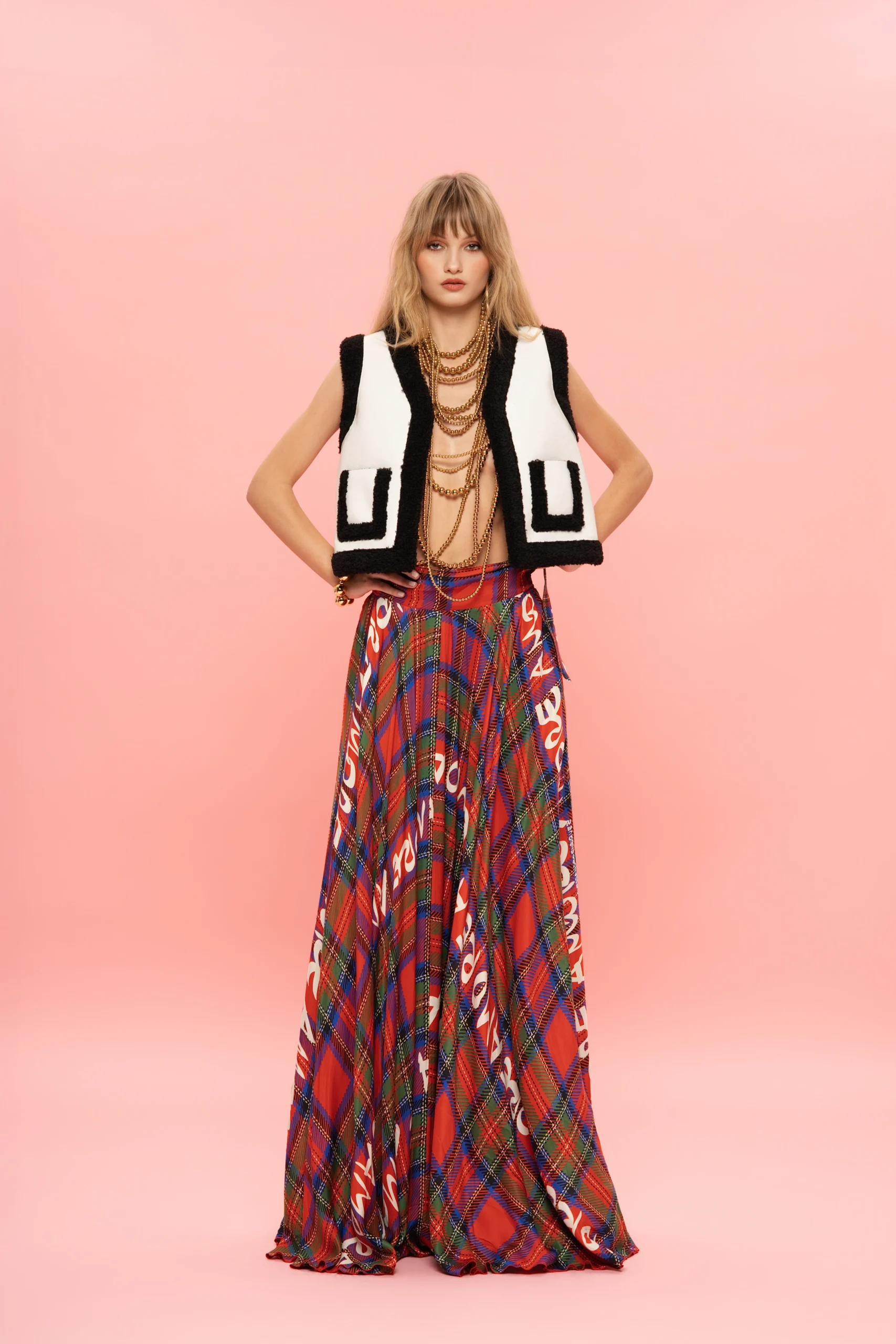 AE_FW_26-27_LOOKB_14